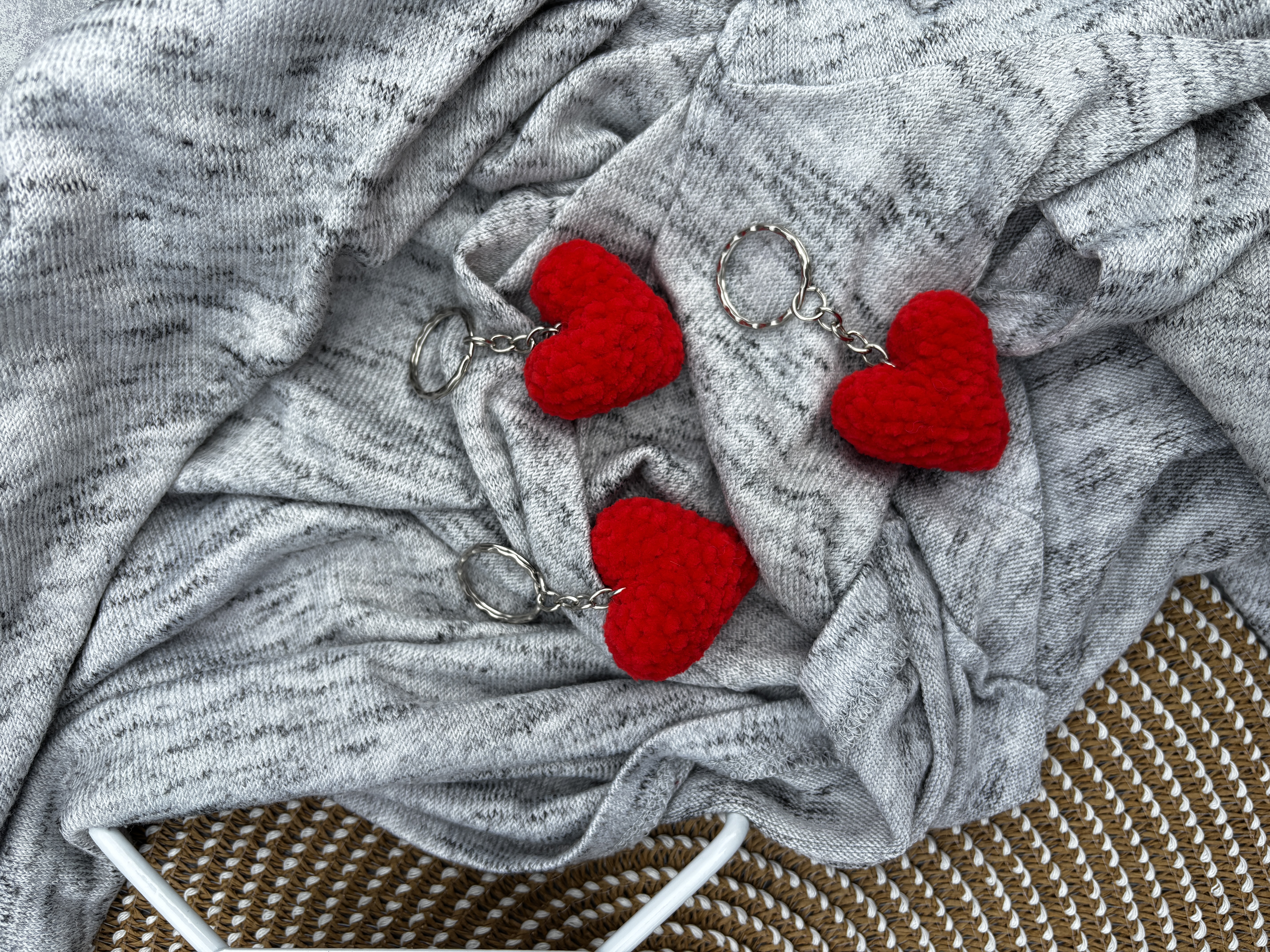 Klíčenka srdce červené